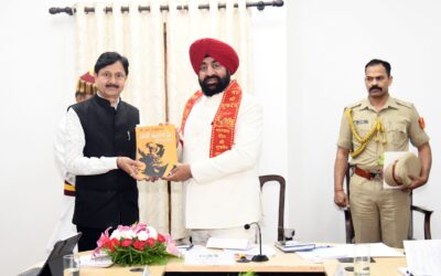 MHU VC presented Holy Book of Shukteerth Shrine to Honorable Governor of Uttarakhand State Retd. Lt. Gen. Gurmeet Singh